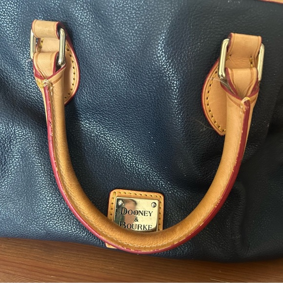 Dooney & Bourke Navy Blue Pebbled Leather Handbag Purse Pink Lining Red Trim - Picture 8 of 12